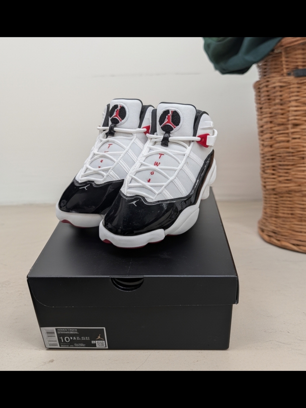 Nike Air Jordan 6 Rings “Chicago Bulls” Men’s Size 10.5 White/Varsity Red/Black